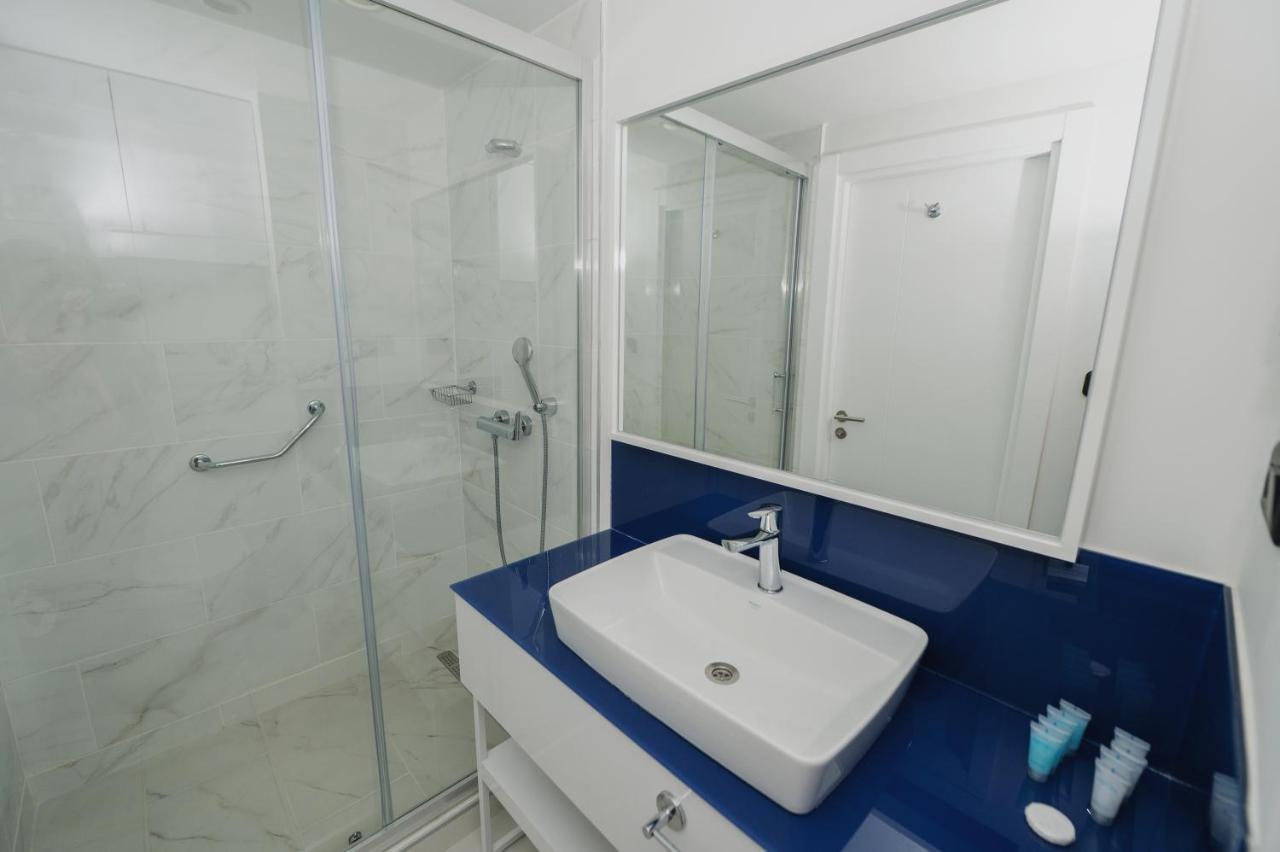 Blue Orbi City Hotel Batumi Exteriér fotografie